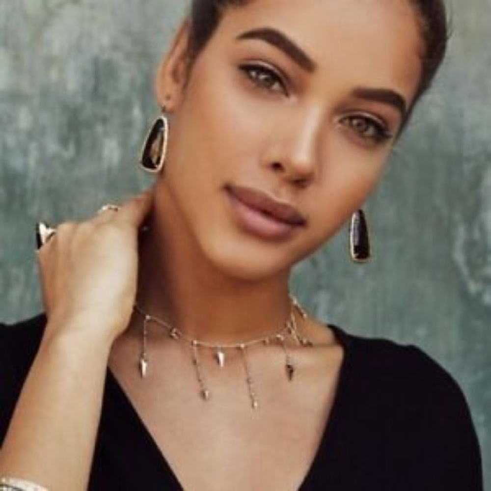 Kendra Scott loralei necklace gold